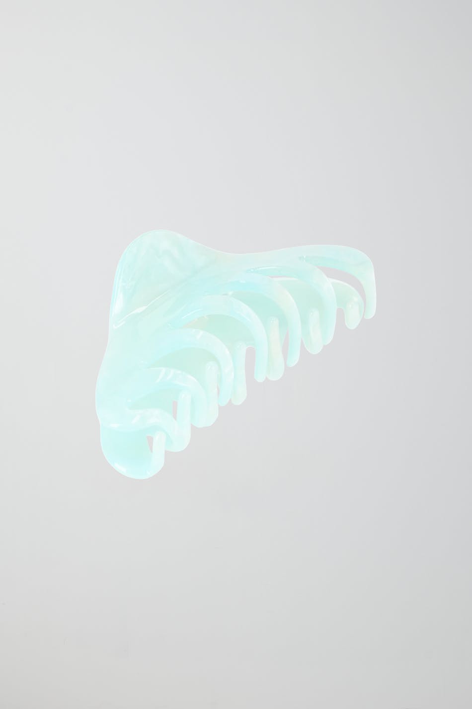 Medium hair clip