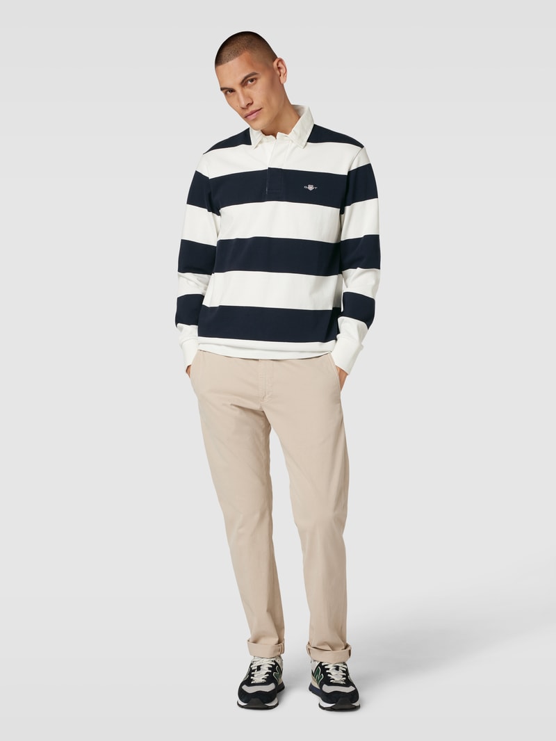Sweatshirt mit Streifenmuster Modell 'SHIELD' in offwhite