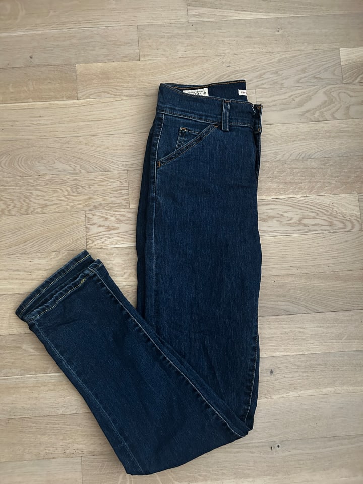 Levi's Jeans - Regular fit - in Dunkelblau günstig kaufen W26/L30