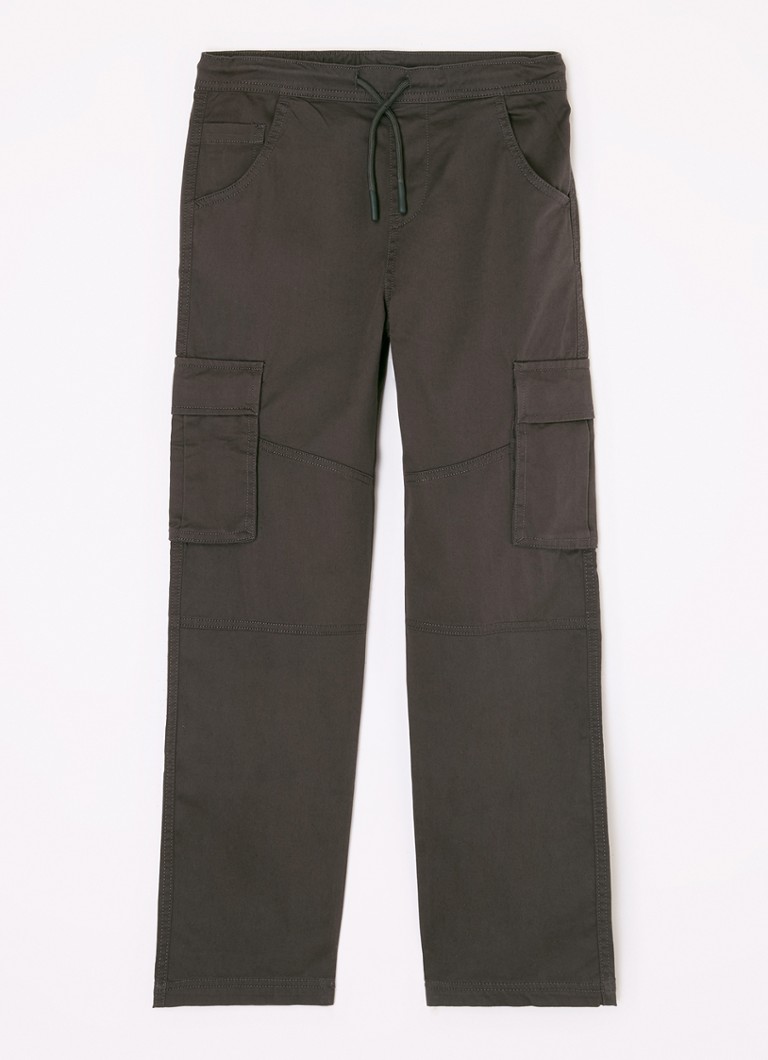 Calças cargo Lyle & Scott de corte reto com bolsos aplicados.