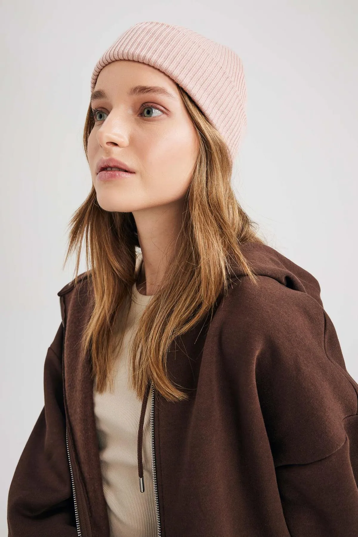 DeFacto  Basic-Strick-Baskenmütze für Damen