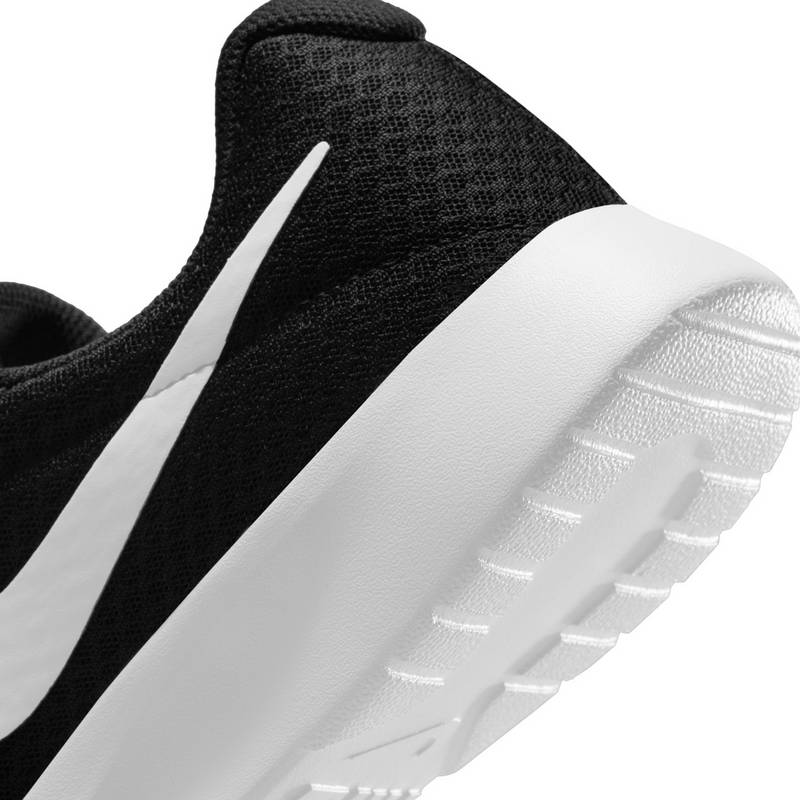 Nike Tanjun Sneaker Herren
