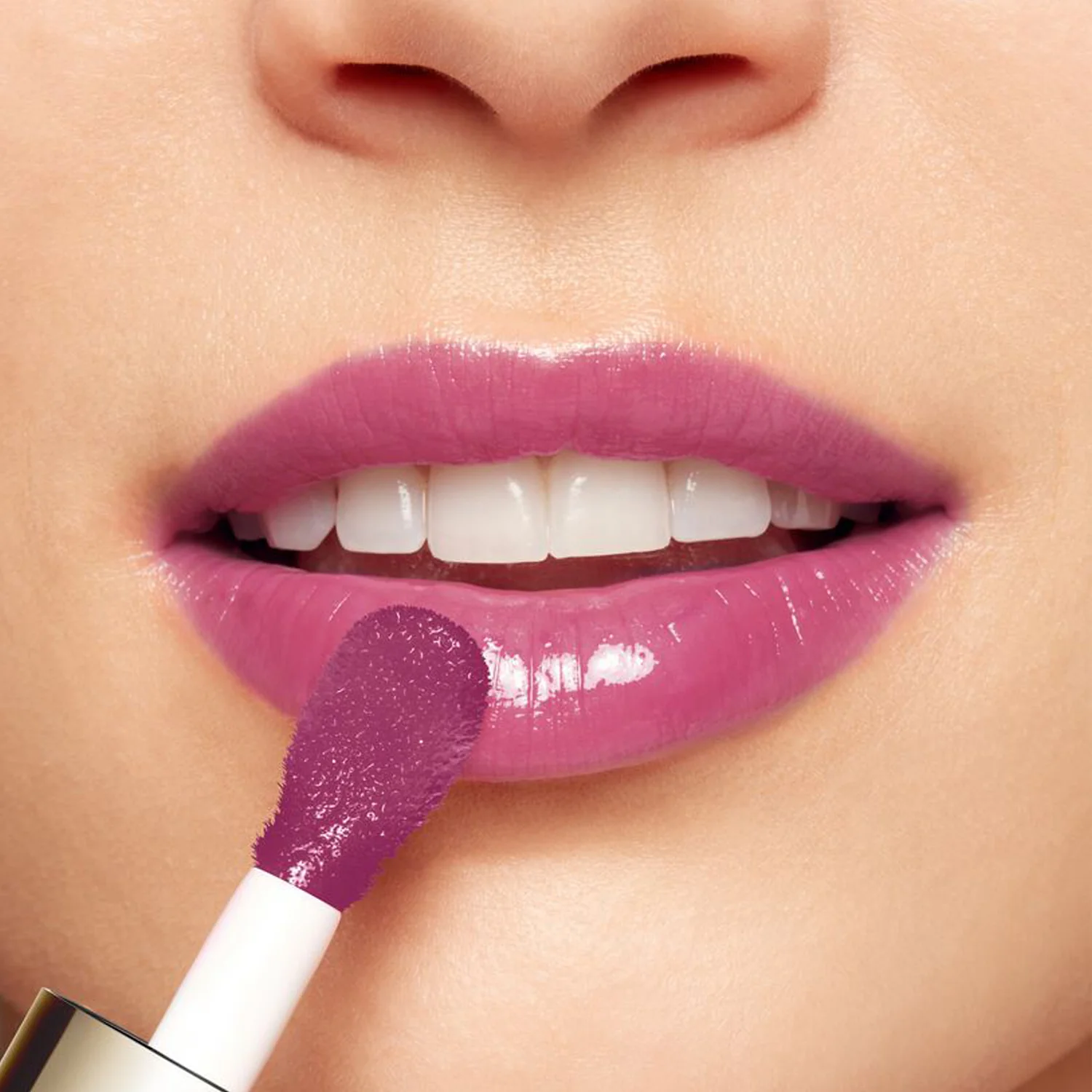 Olej na pery Lip Comfort - lesk