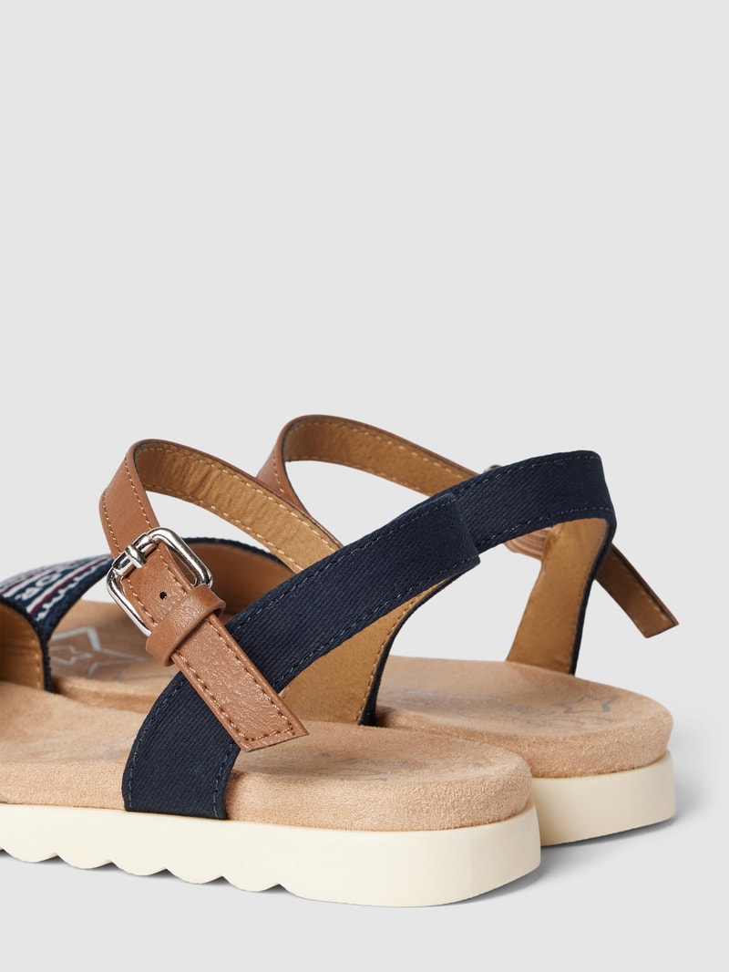 Sandalen mit Label-Detail in marineblau