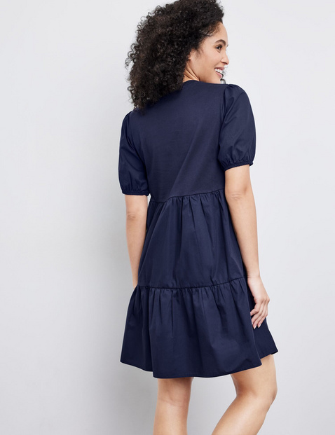 Baumwollkleid mit gestuftem Rockteil