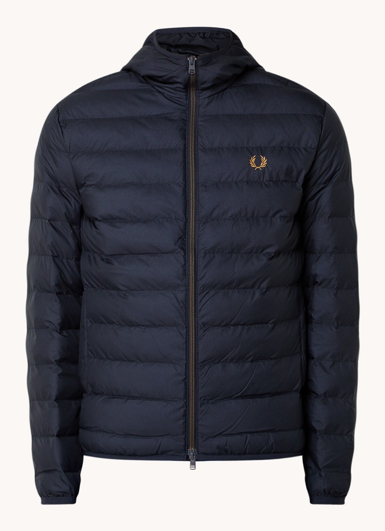 Fred Perry paminkštinta striukė su siuvinėtu logotipu ir šoninėmis kišenėmis