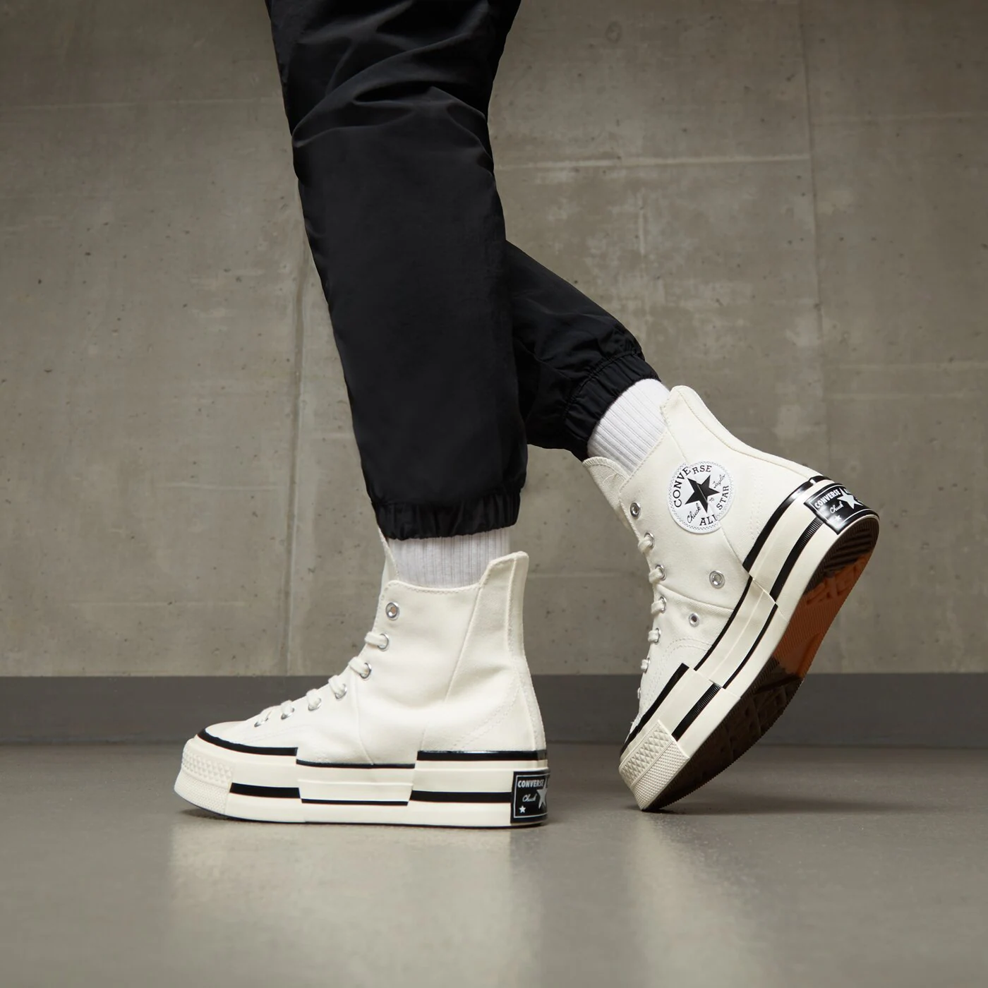 CONVERSE CHUCK 70 PLUS Weiß