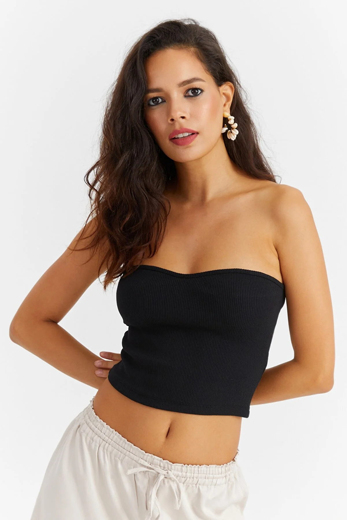 Cool & Sexy  Schwarze Crop-Bluse mit Herzkragen für Damen Yİ2452