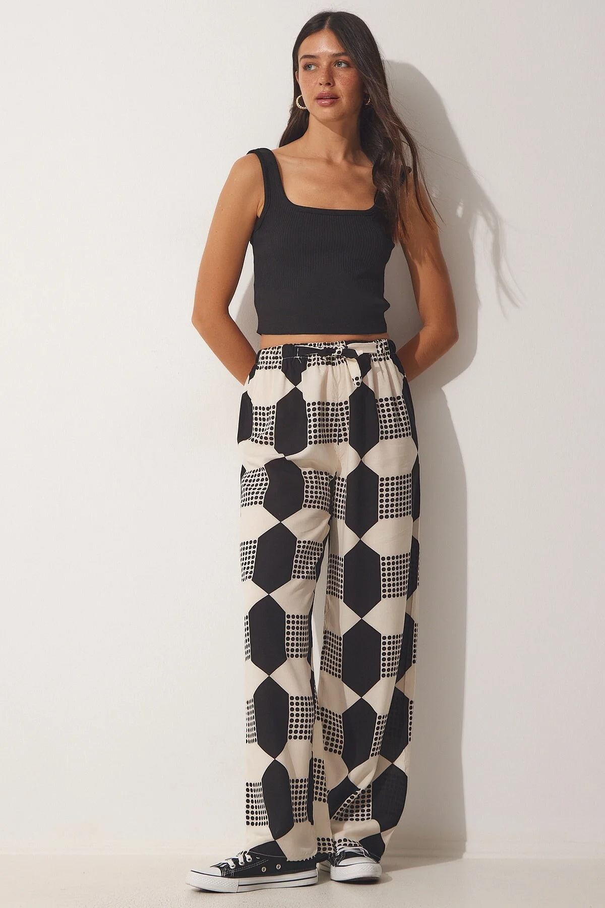 Happiness İstanbul  Cremefarbene, schwarze, lockere Viskose-Sommerhose für Damen mit hoher Taille BH00354