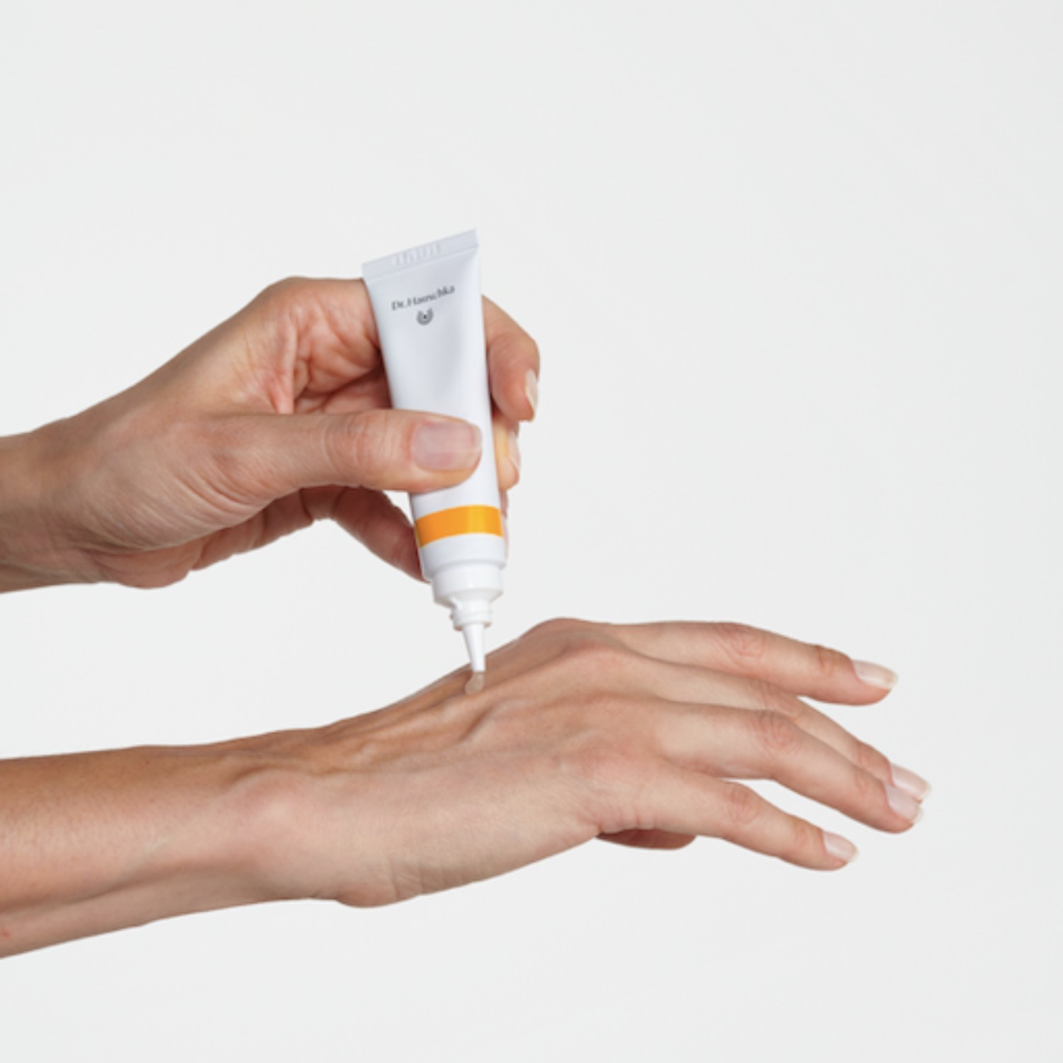 Nočné tónovacie sérum Dr. Hauschka