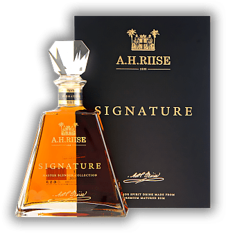 A.H. Riise Signature 43,9% A.H. Riise Signature 43,9% Ein wahres Meisterwerk. 0,7	 Liter - Vol 43,9%
