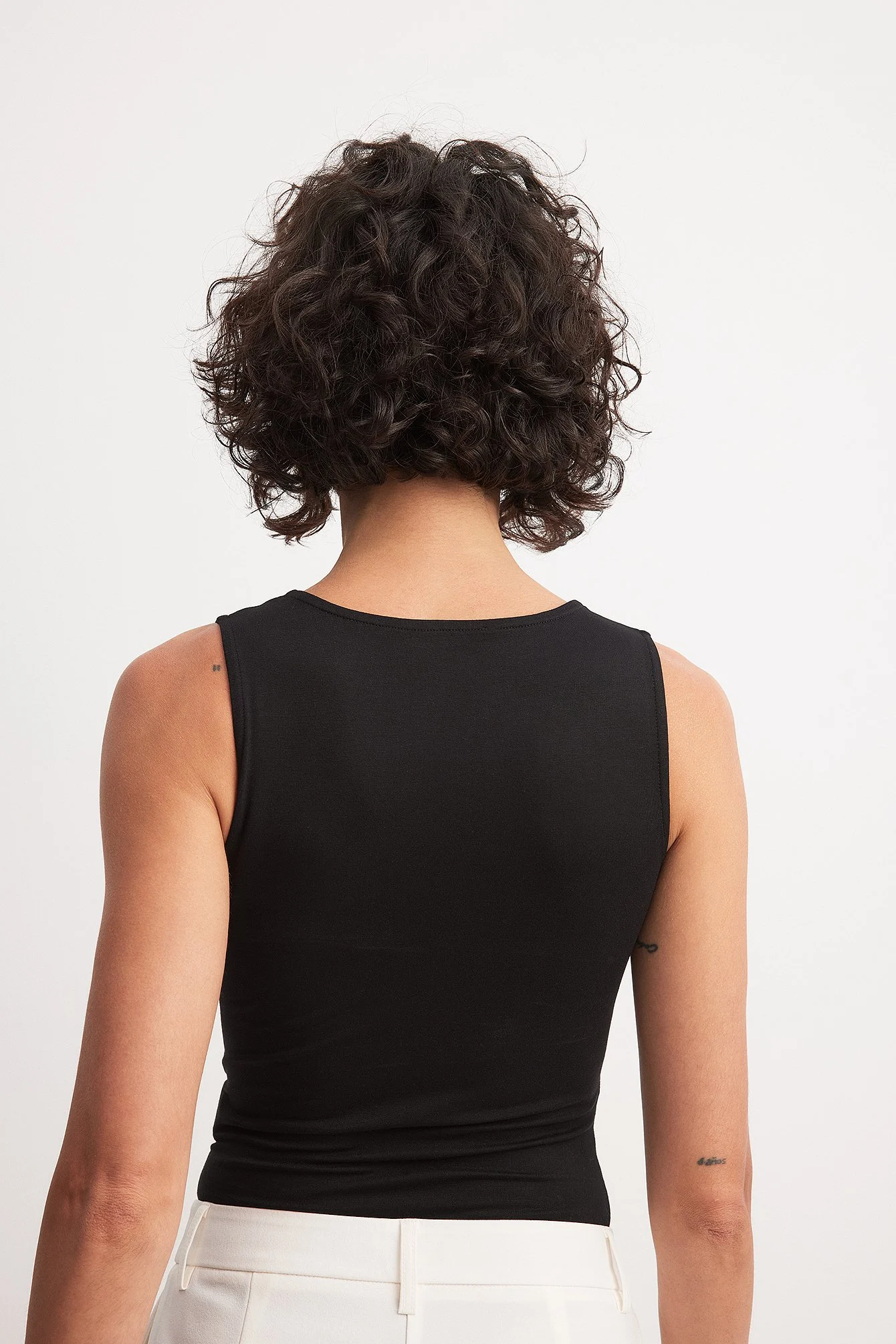 Soft Line ärmelloser Body mit V-Ausschnitt