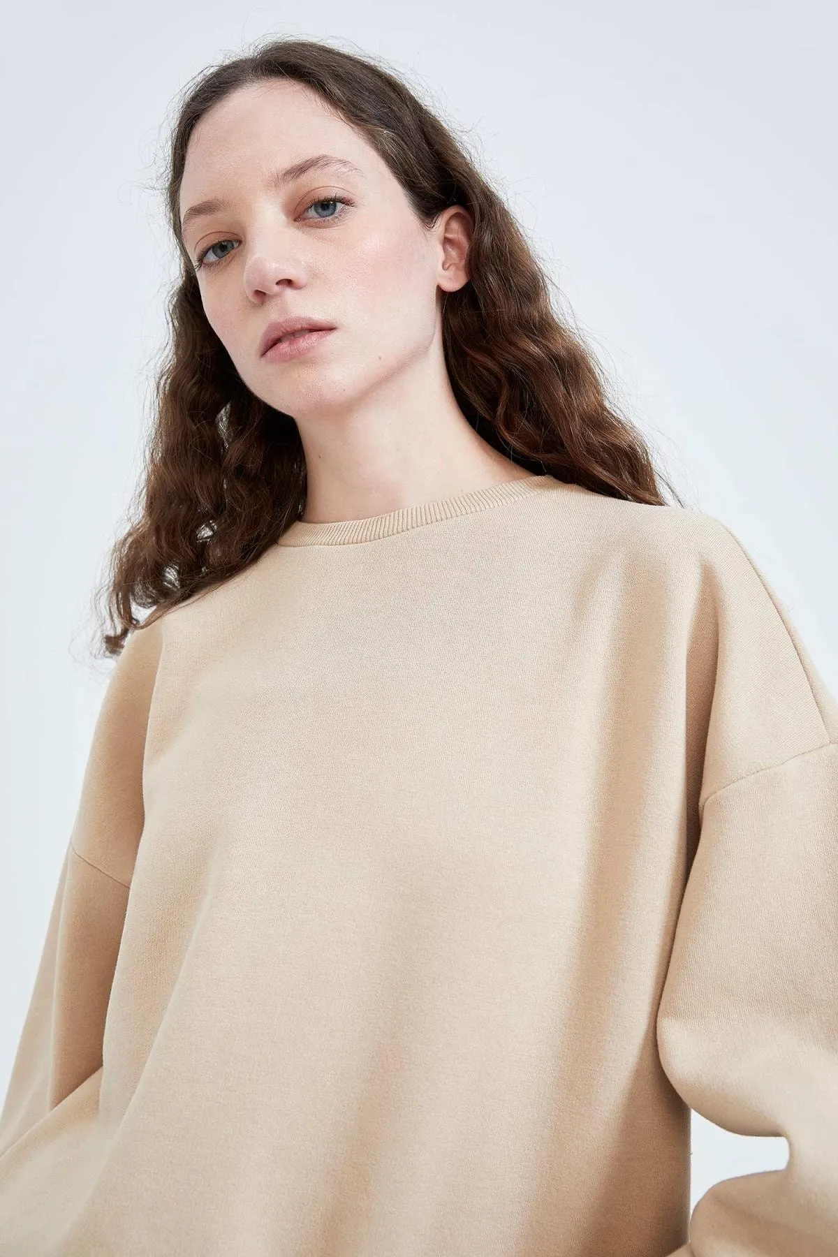 DeFacto  Sweatshirt mit Rundhalsausschnitt in Oversize-Passform