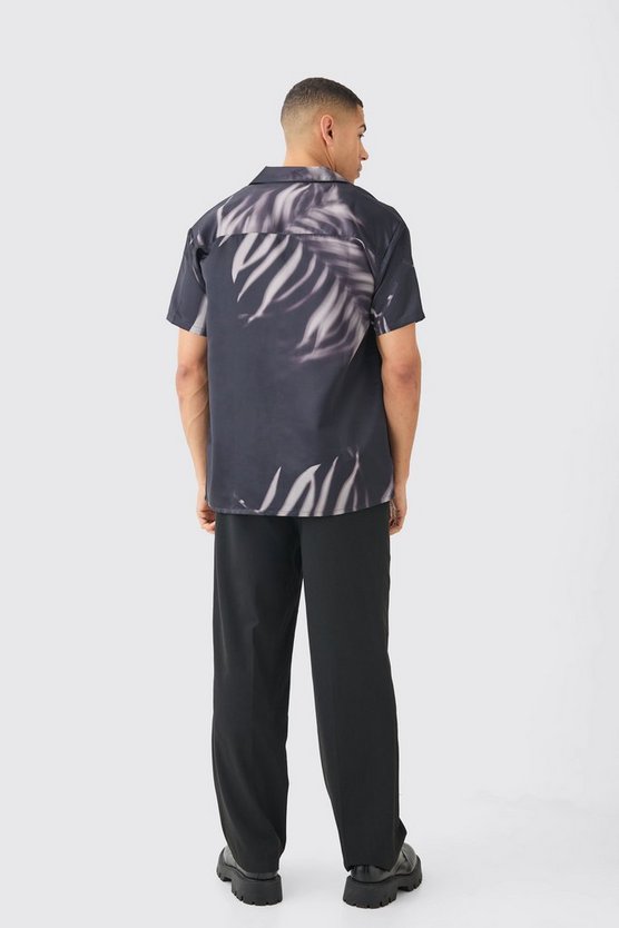 Kurzärmliges Oversize Satin-Hemd