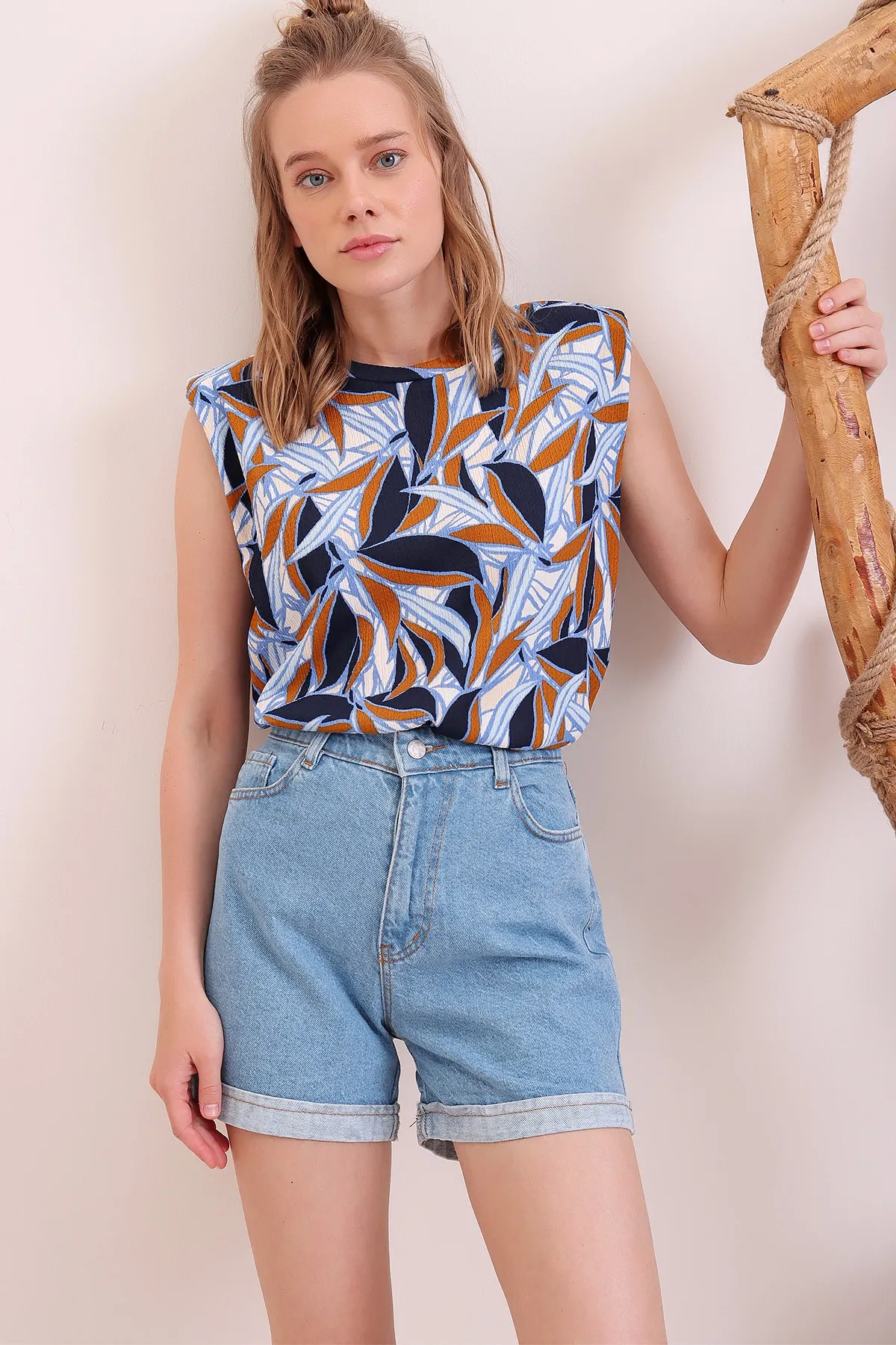 Trend Alaçatı Stili  Shorts - Blau - Hoher Bund