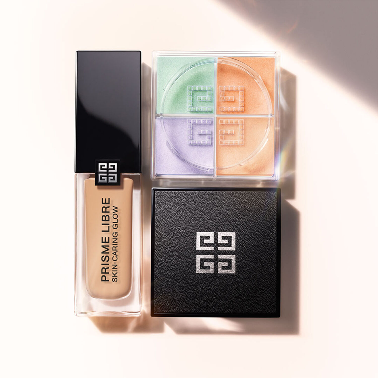 Givenchy Prisme Libre Skin-Caring Glow Fond de Teint Sublimateur de Peau - Eclat & Correction 12h - Hydratation 24h