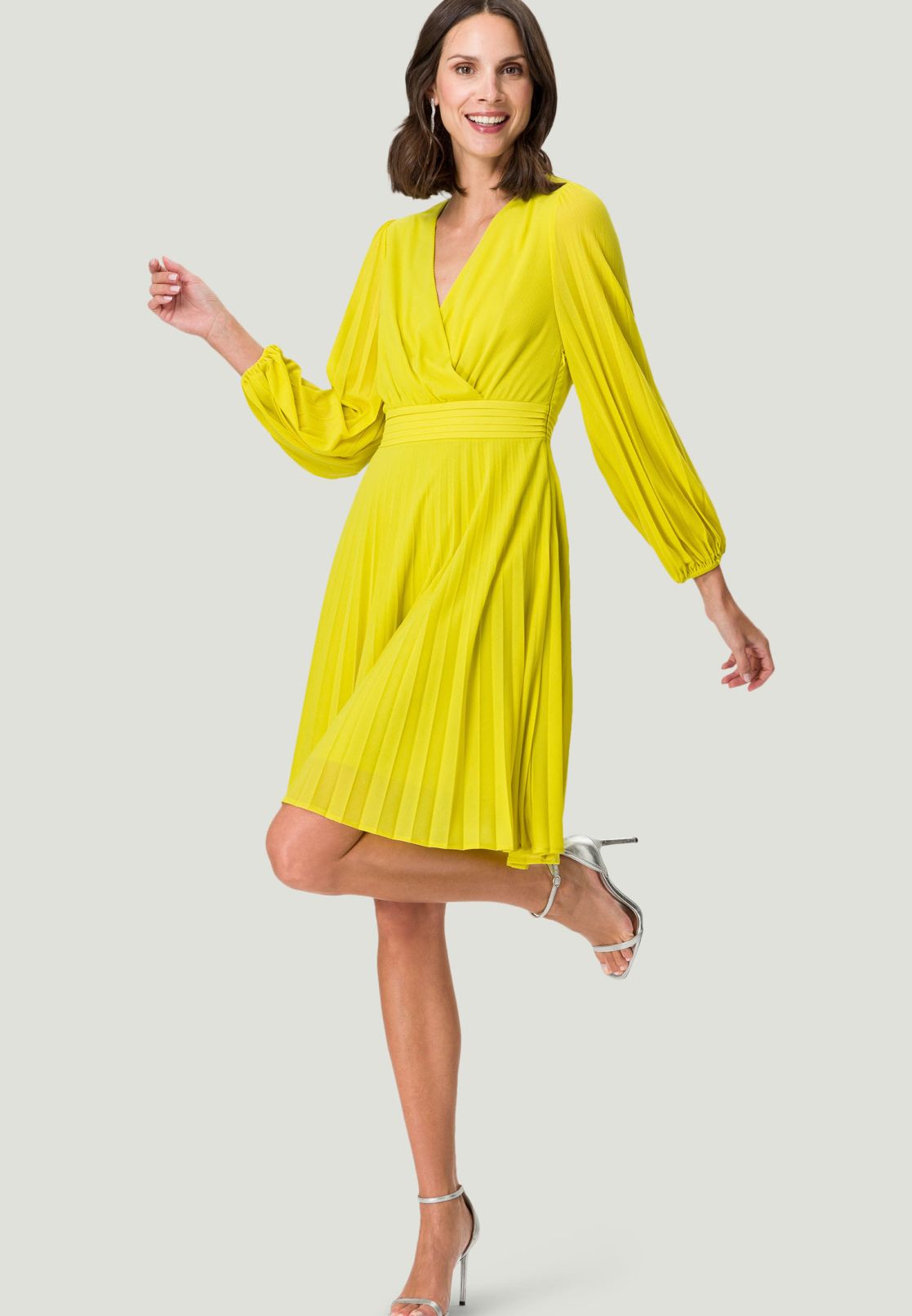 Meshkleid mit Wickeloptik