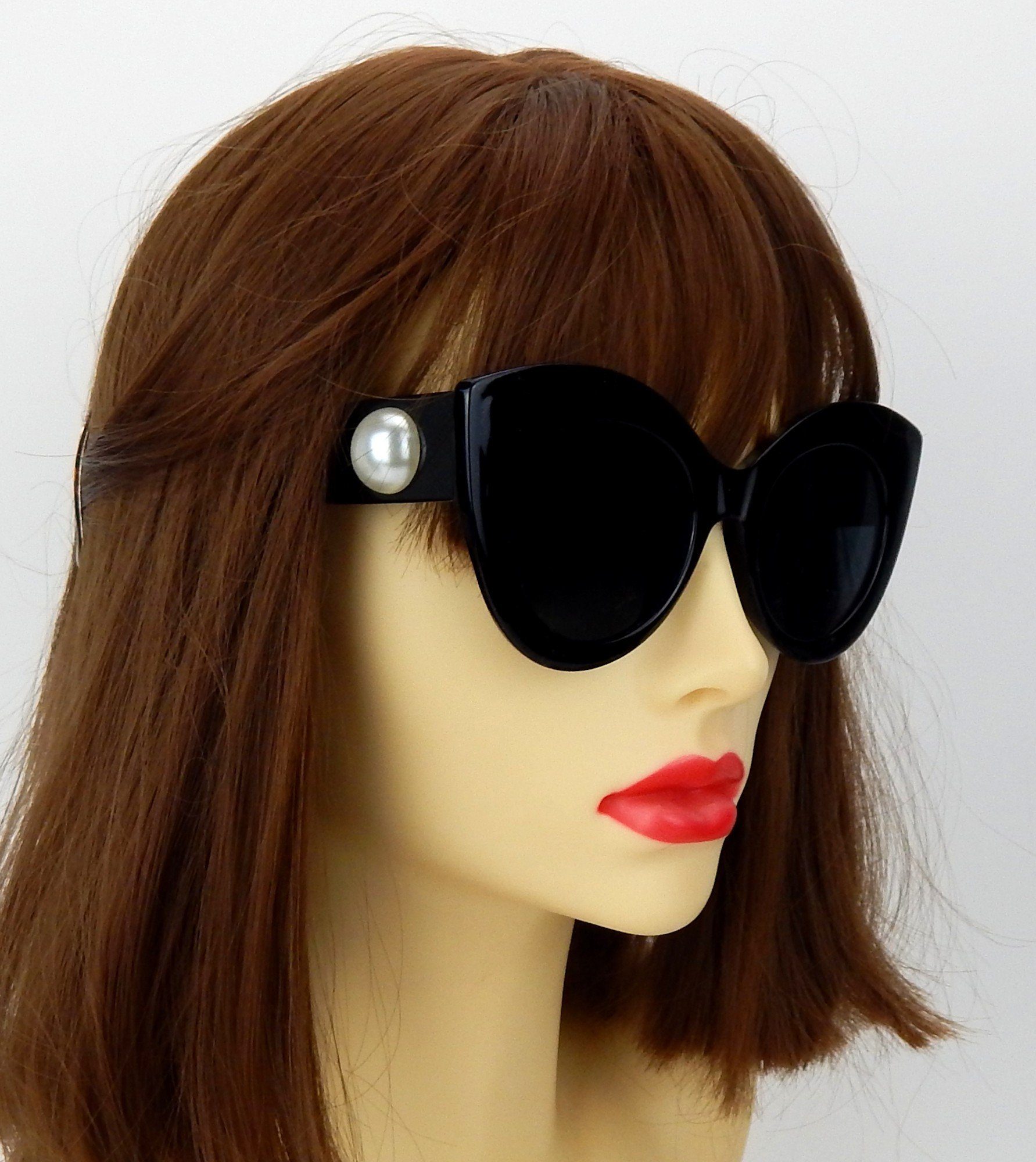 Ella Jonte Retrosonnenbrille Statement Sonnenbrille schwarz mit Perle im Retro Look UV 400