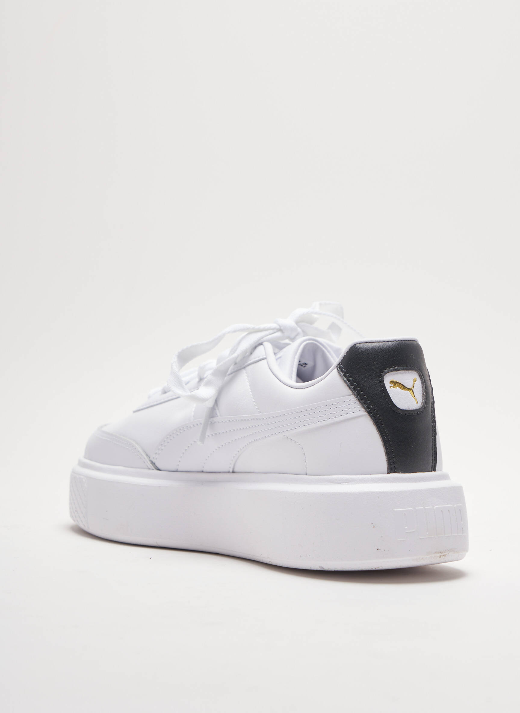 Puma Baskets Femme couleur blanc