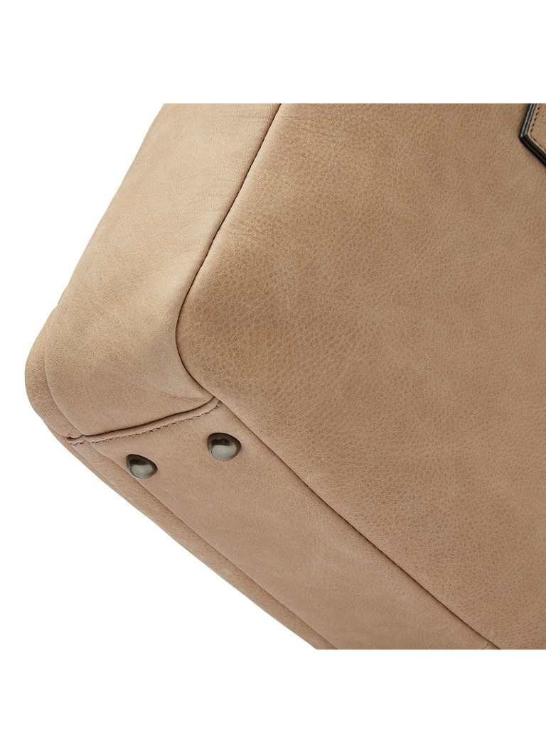 Husa pentru laptop Clarissa de la Castelijn & Beerens cu un compartiment pentru laptop de 15 inchi