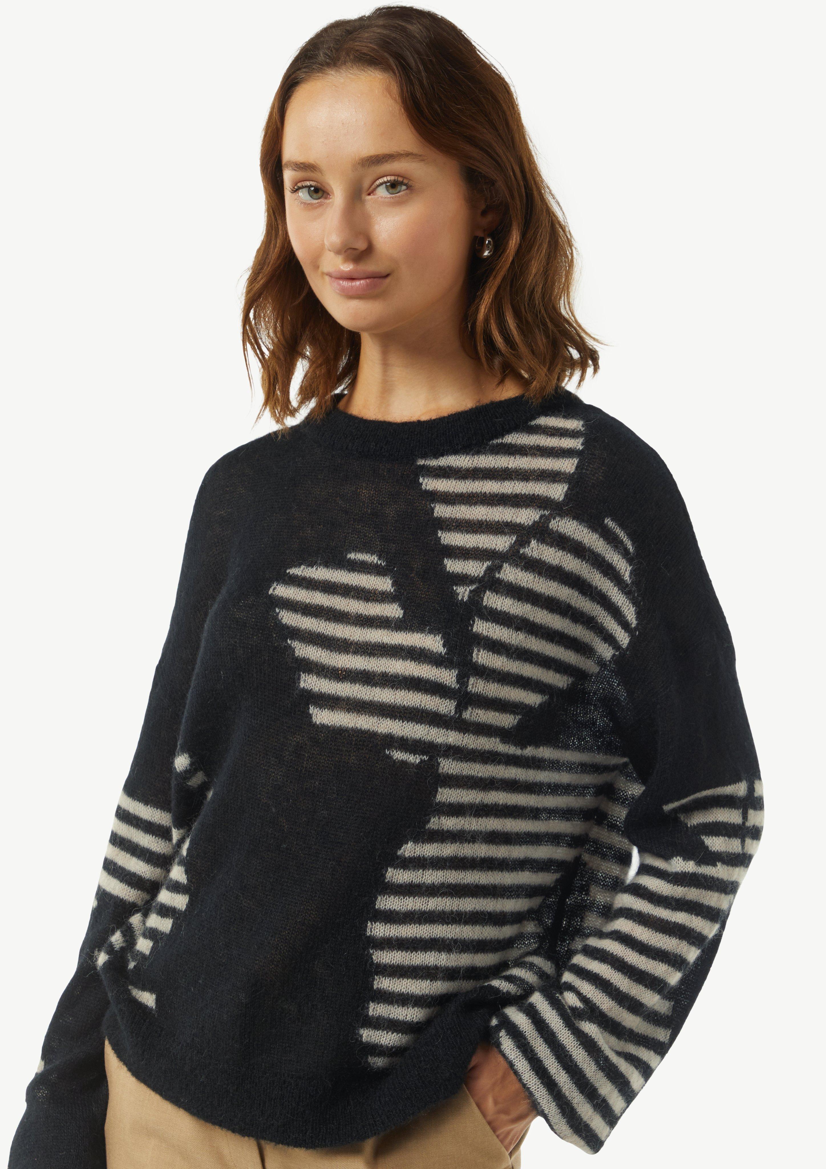 Modischer Strickpullover mit Musterung - schwarz