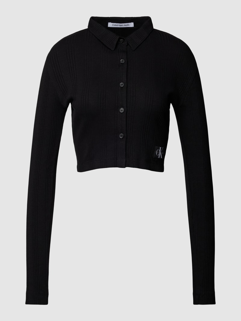 Cropped Strickjacke mit Label-Patch Modell 'BADGE ELONGATED' in black