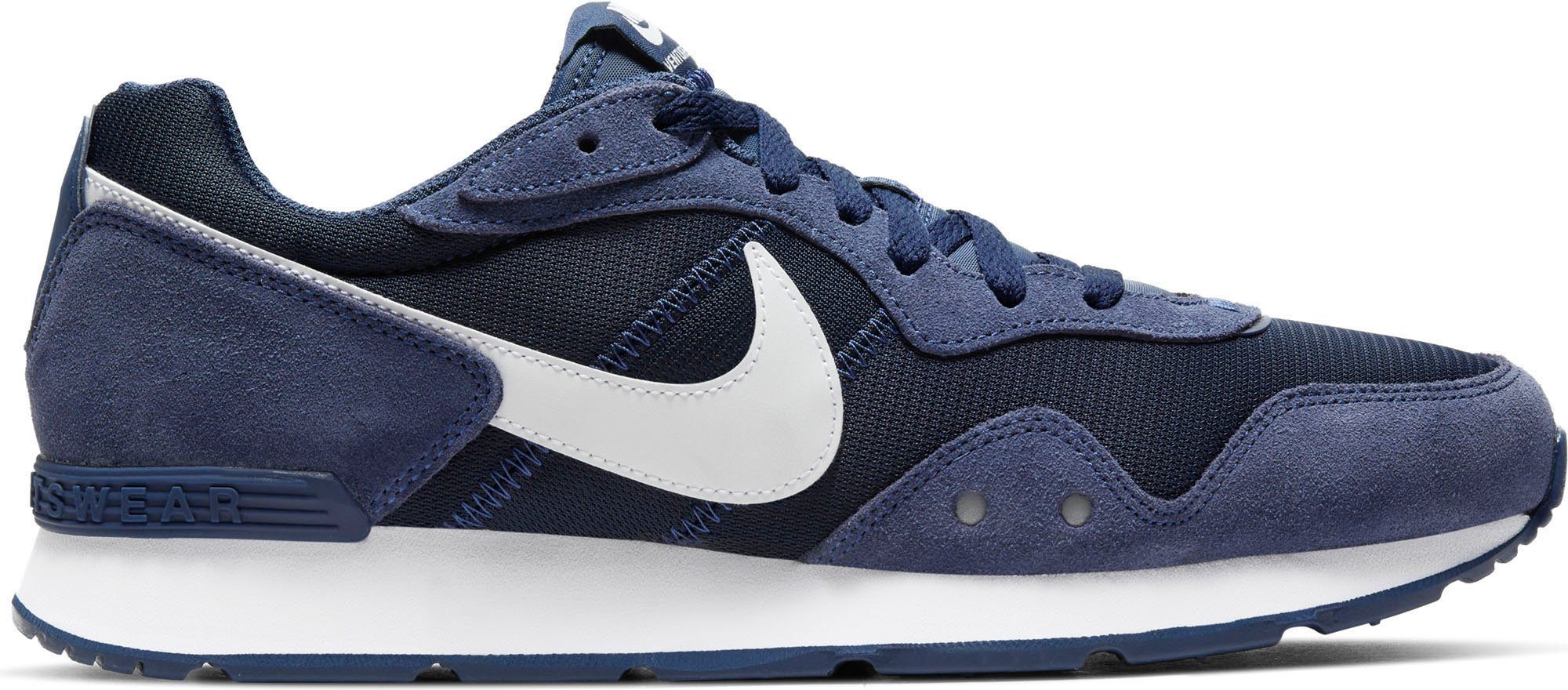 Nike Sportswear Venture Runner Sneaker