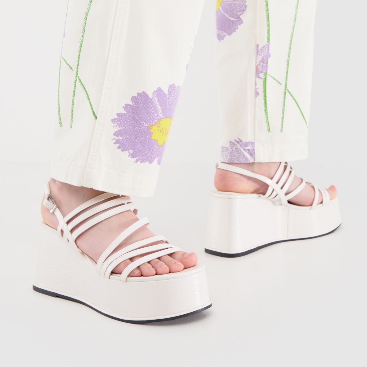 Shellys London – Destiny – Vita sandaler