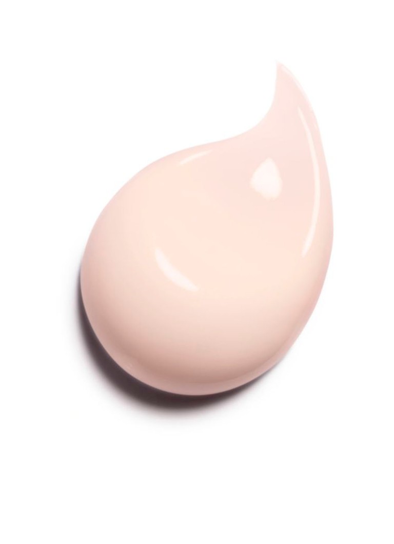 CHANEL LA CRÈME MAIN - CREMĂ DE MÂINI CALMANTĂ ȘI REGENERANTĂ