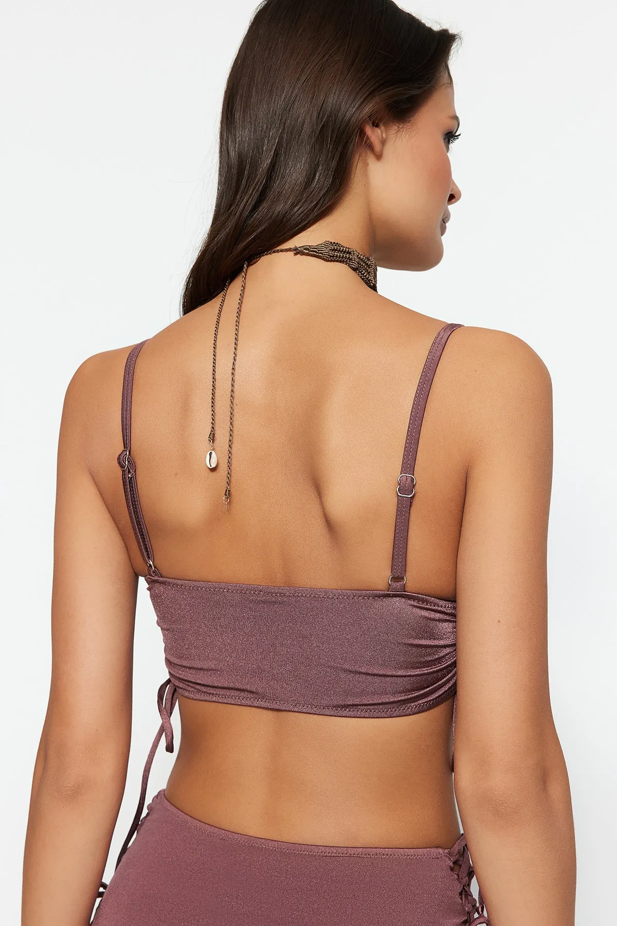 Trendyol Collection  Braunes trägerloses Tunnel-Bikinioberteil TBESS22BU0046