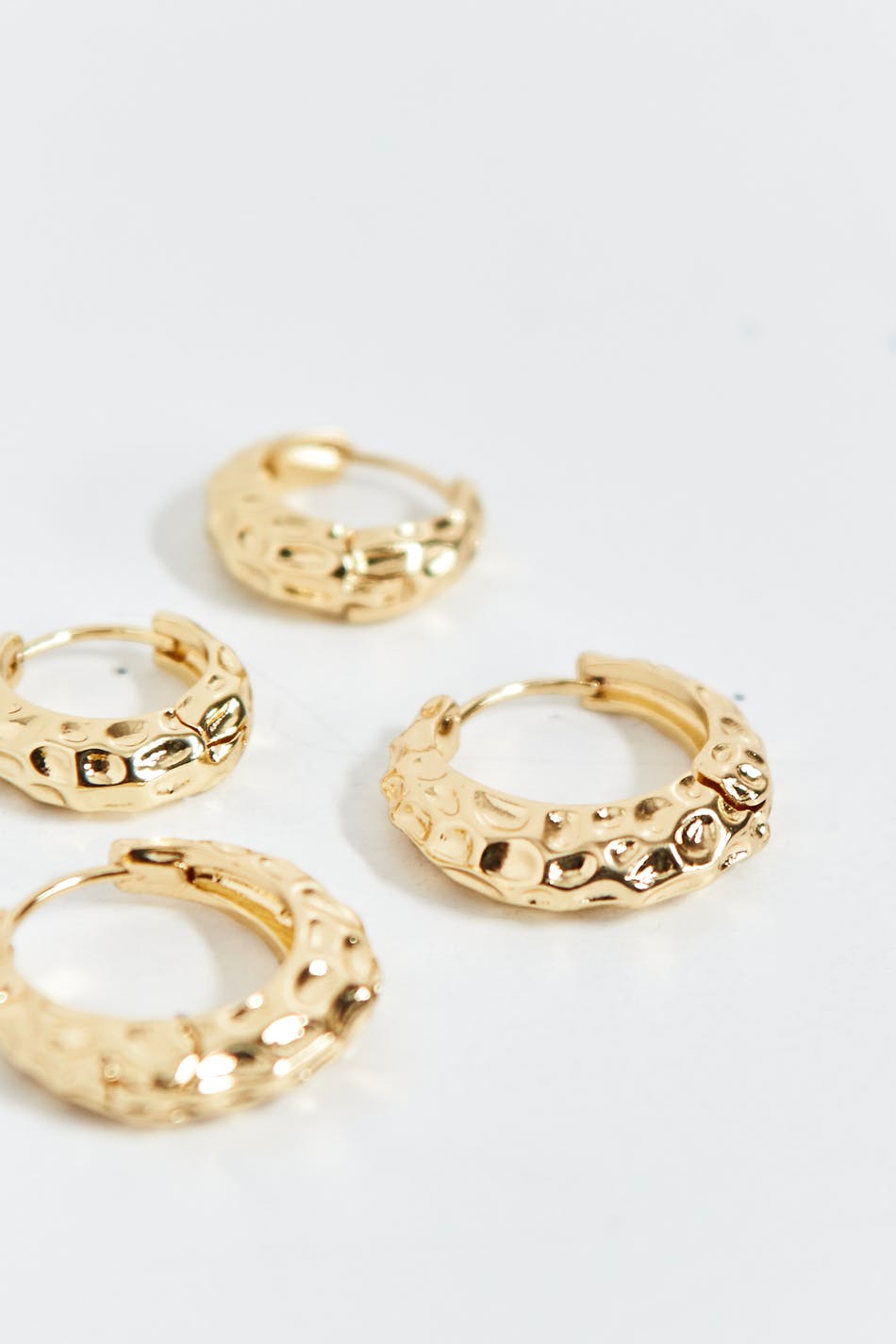 Hammered 2-pack hoop earrings