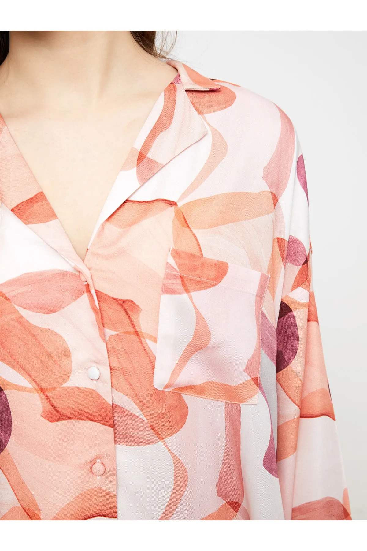 LC Waikiki  Gemustertes, langärmliges Damen-Pyjama-Set mit Hemdkragen
