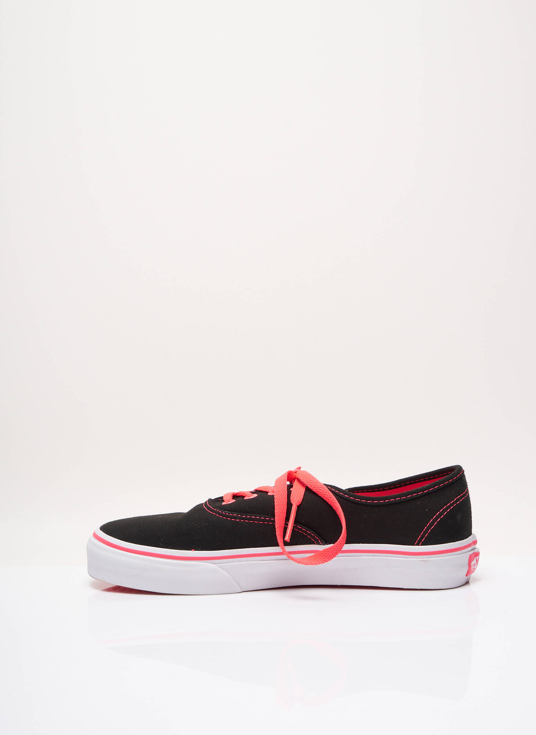 Vans Baskets Unisexe couleur noir