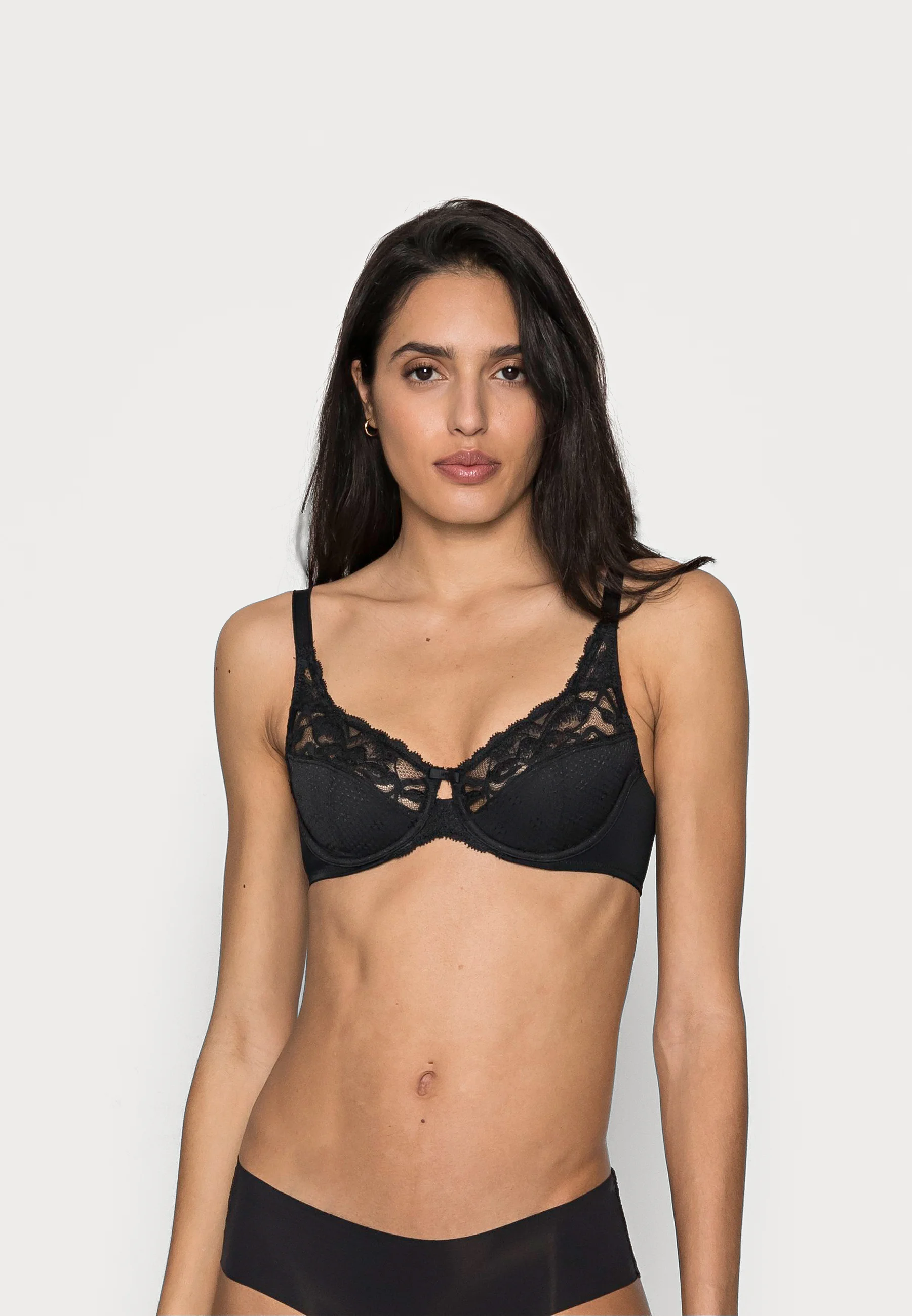 Sujetador con aros WILD BLOOMS de Marks & Spencer
