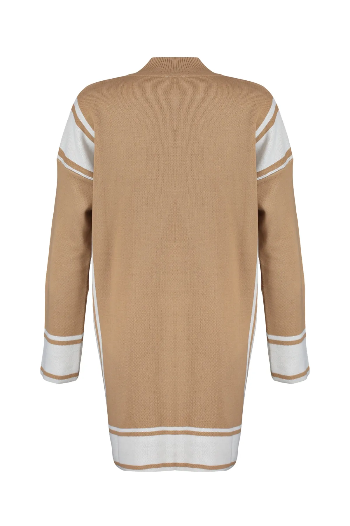 Trendyol Modest  Braun gestreifter Strickpullover mit hohem Kragen TCTAW22AK0163