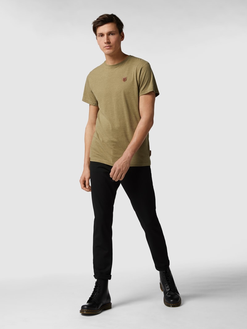 Chino mit leicht zulaufendem Bein in schwarz