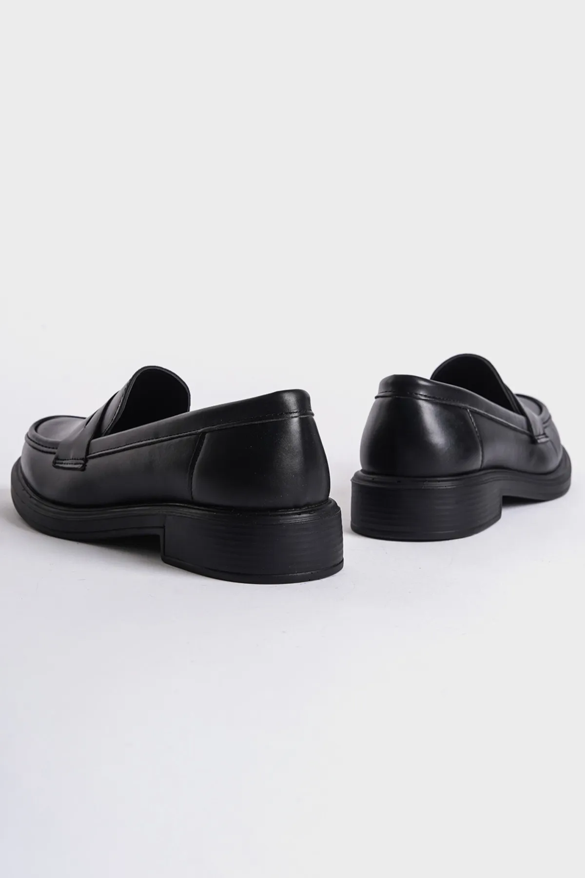 Capone Outfitters  Loafer - Schwarz - Blockabsatz
