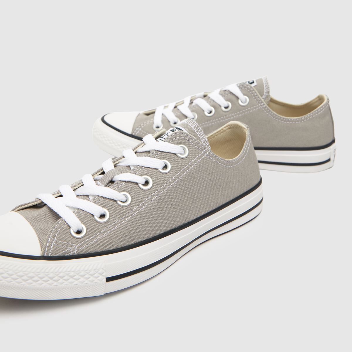 Converse All Star Ox – Ljusgrå sneakers