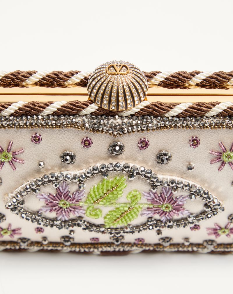 Valentino Garavani Carry Secrets Broderet Minaudiere