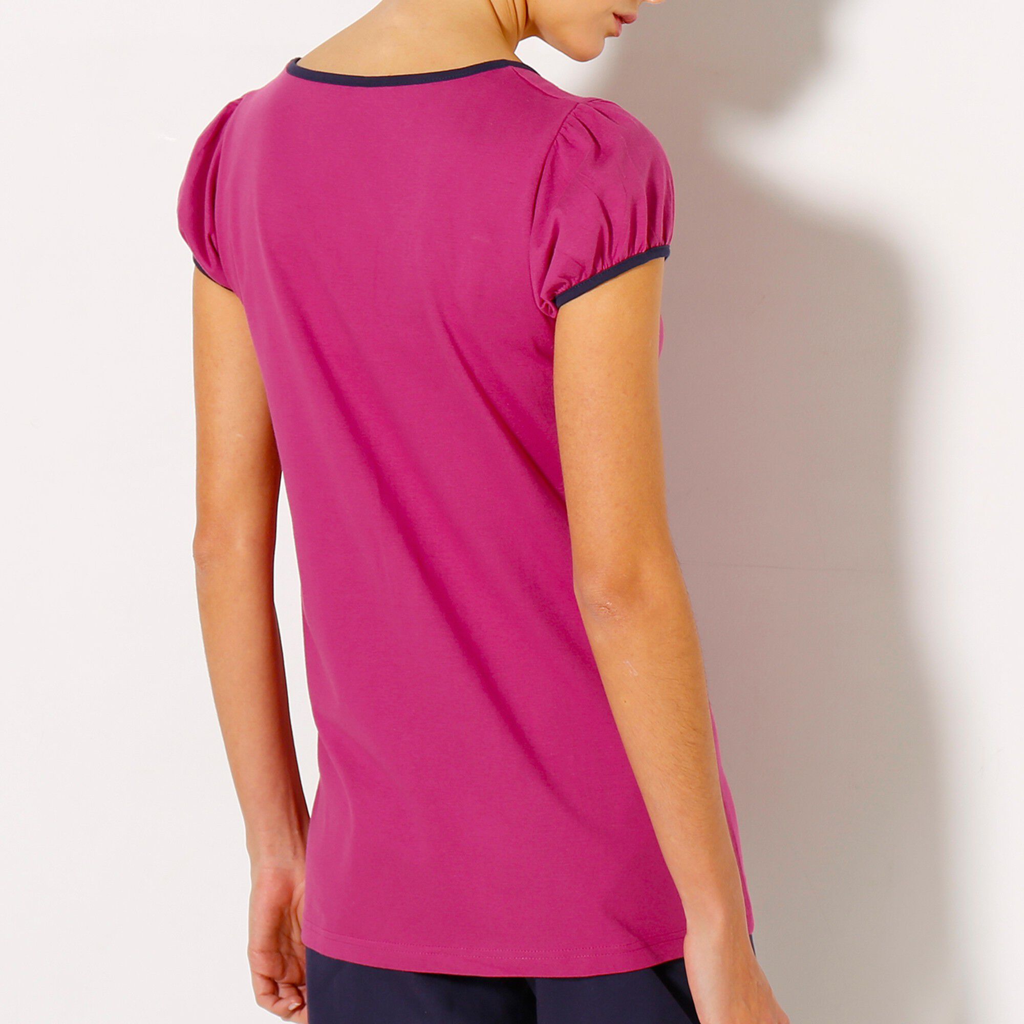 Tee-shirt manches courtes uni + étoiles