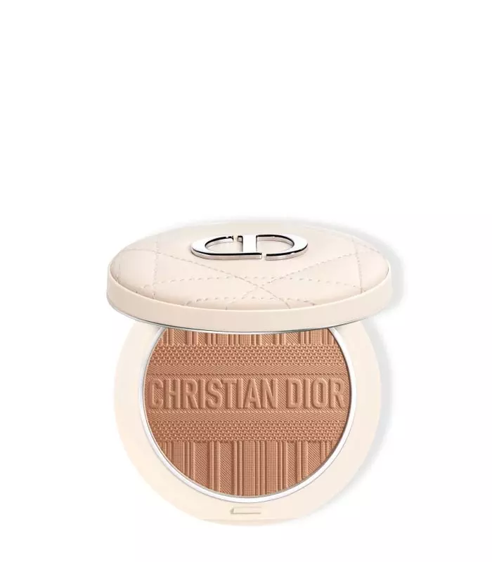 DIOR FOREVER Poudre bronzante effet bonne mine fini ensoleillé - 95 % de pigments d'origine minérale