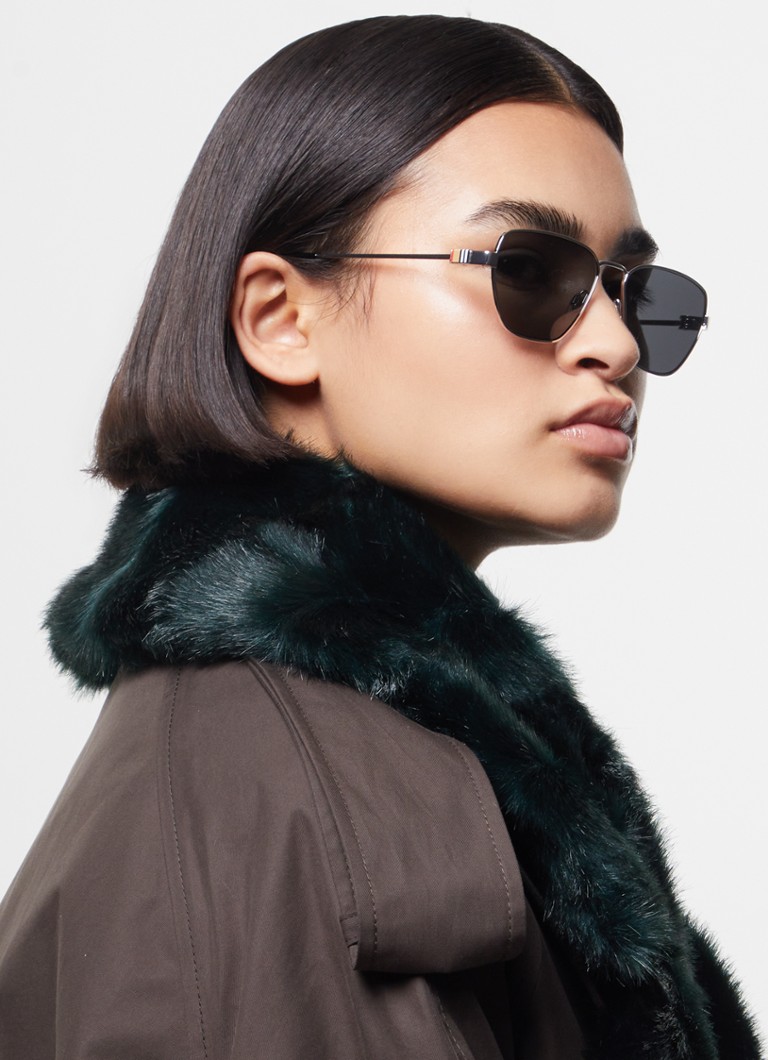 Burberry Retro sunglasses BE3146