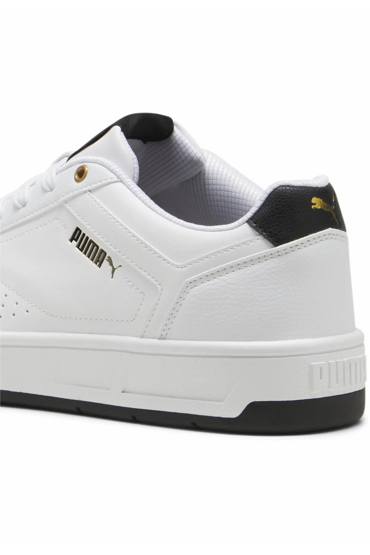 Puma  Klassischer Court-Sneaker