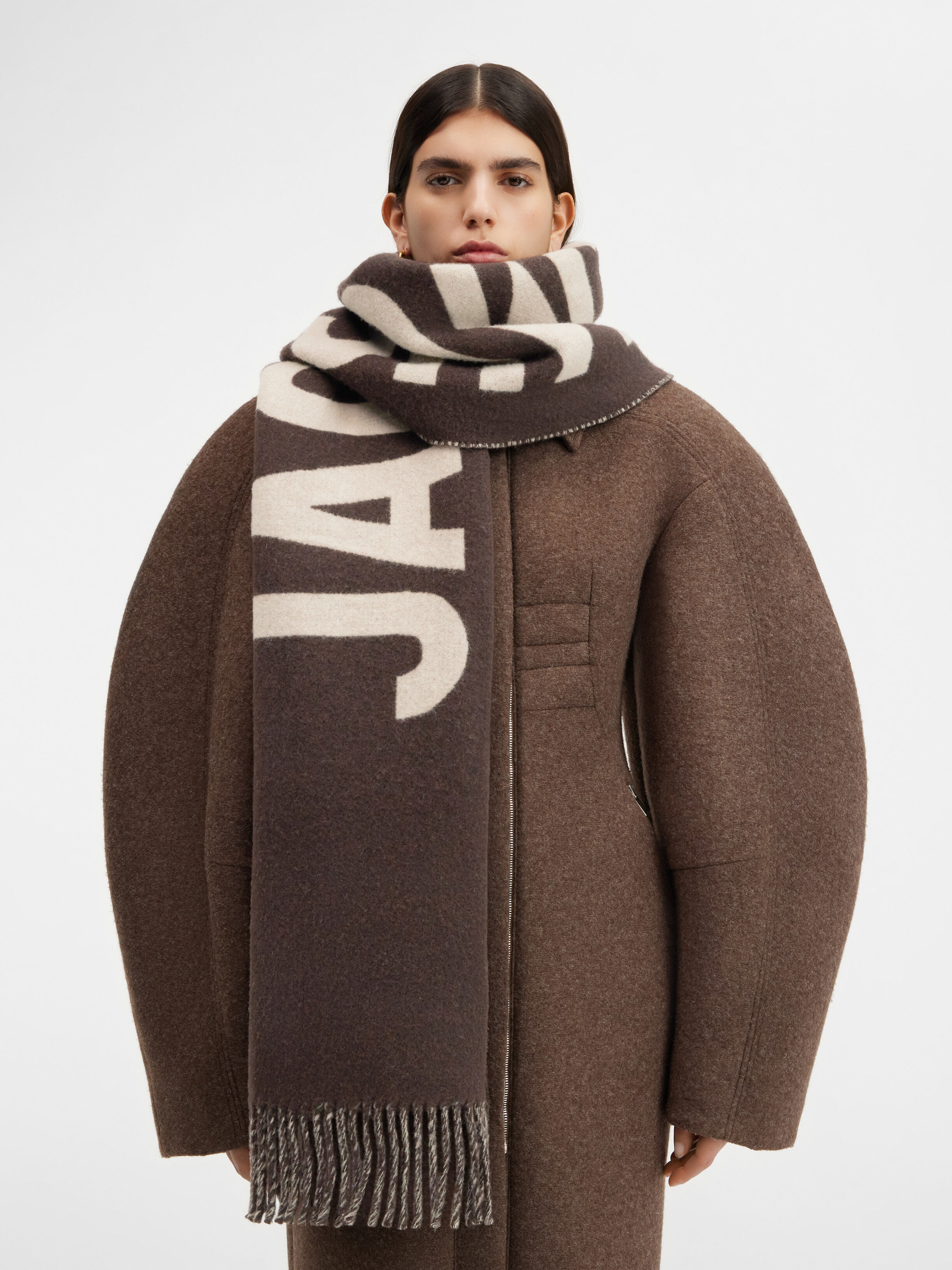 L'écharpe Jacquemus
