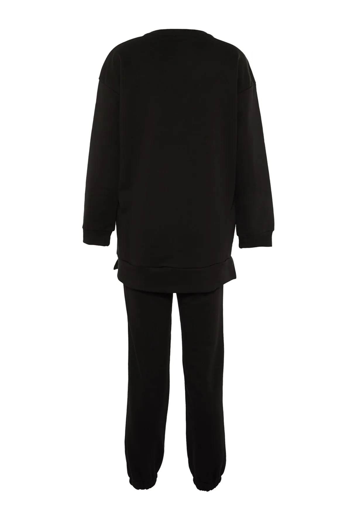 Trendyol Modest  Schwarzes Basic-Strick-Trainingsanzug-Set mit Rundhalsausschnitt TCTAW23EN00010