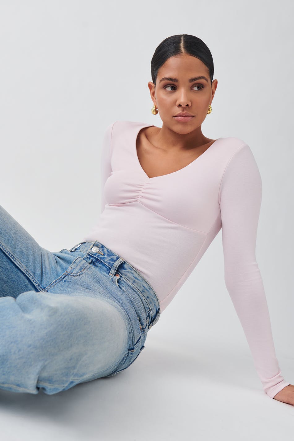 Long sleeve v-neck top