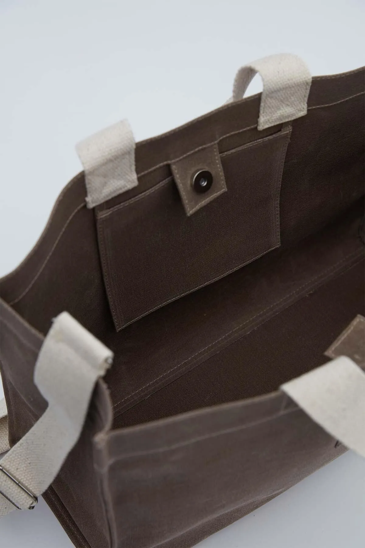 Manuka  Große Canvas-Tasche mit Wascheffekt in Braun