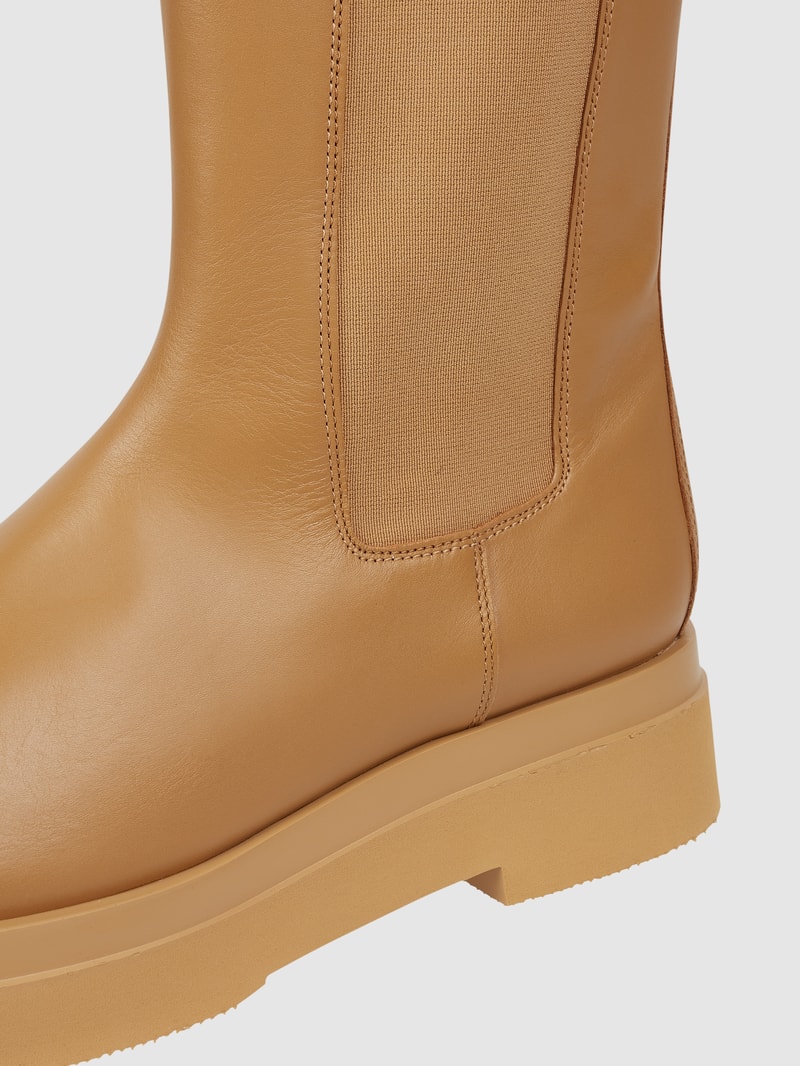 Boots aus Leder in camel