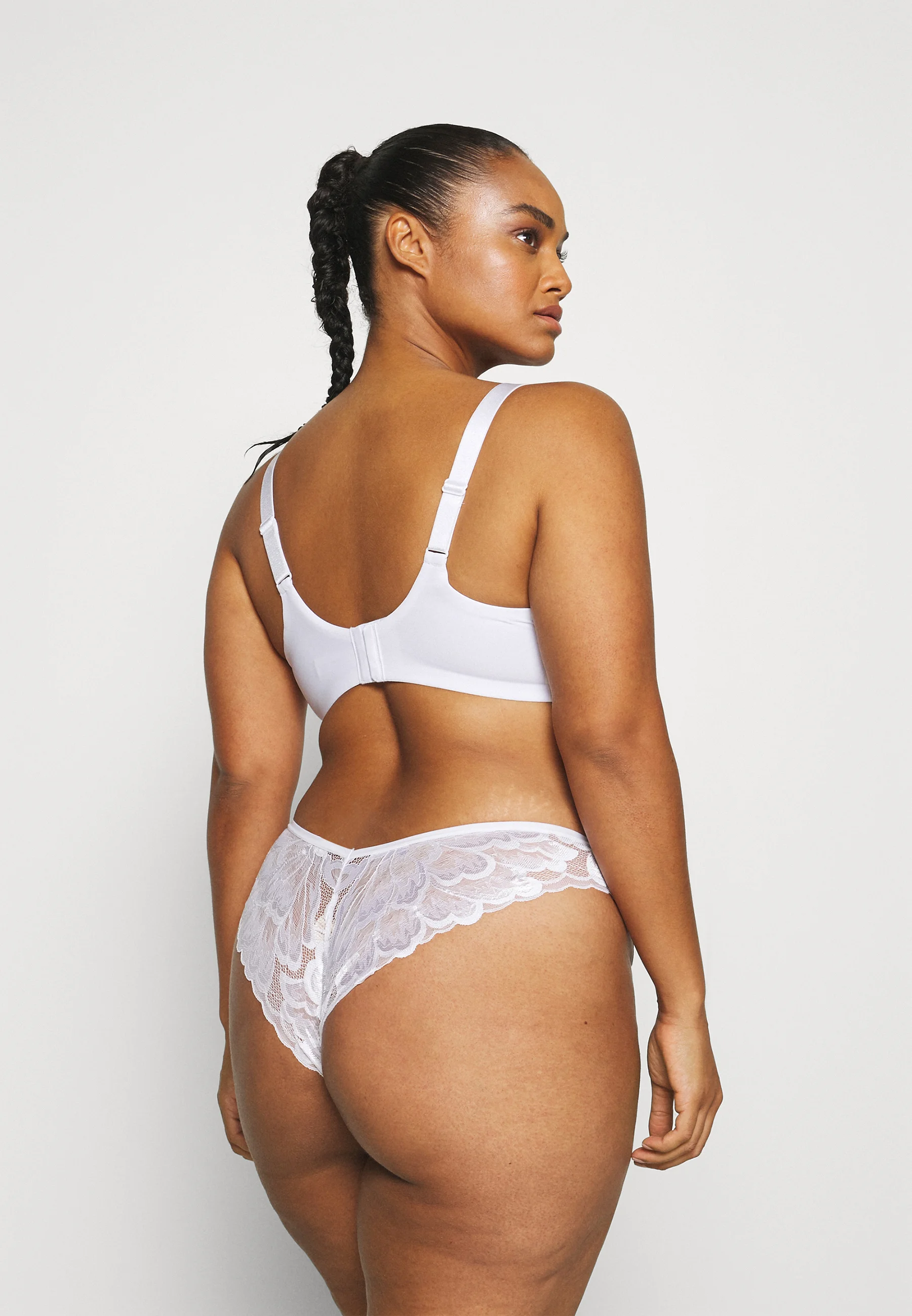 Lindex BRA DAHLIA MATT SHINY PLUS - Sujetador con aros