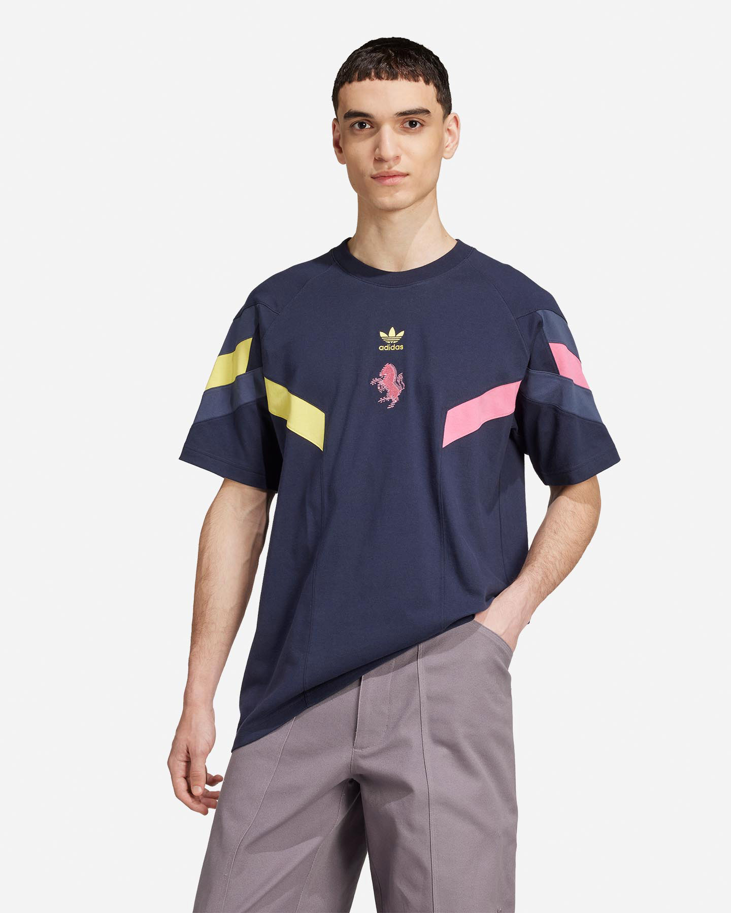 Oficiálne futbalové oblečenie Adidas Juventus 24-25 Og M IN5598